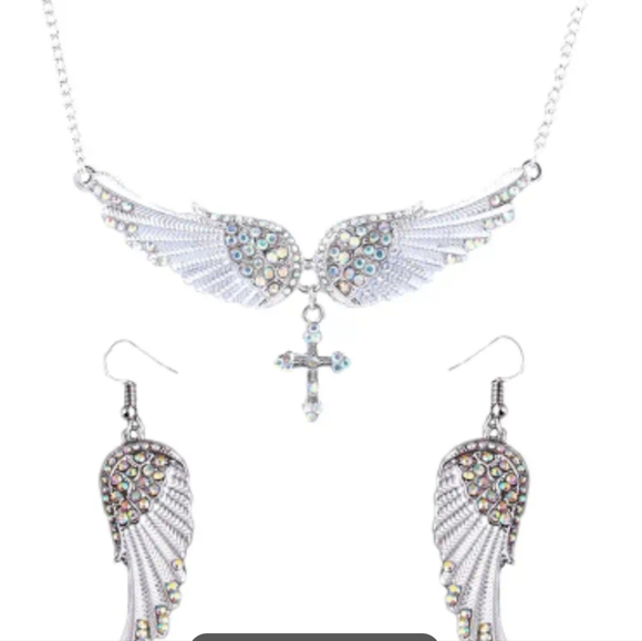 NWOT 3pcs Earrings Plus Necklace Gothic Style Jewelry Set Devil Wings With Cross - Picture 1 of 1